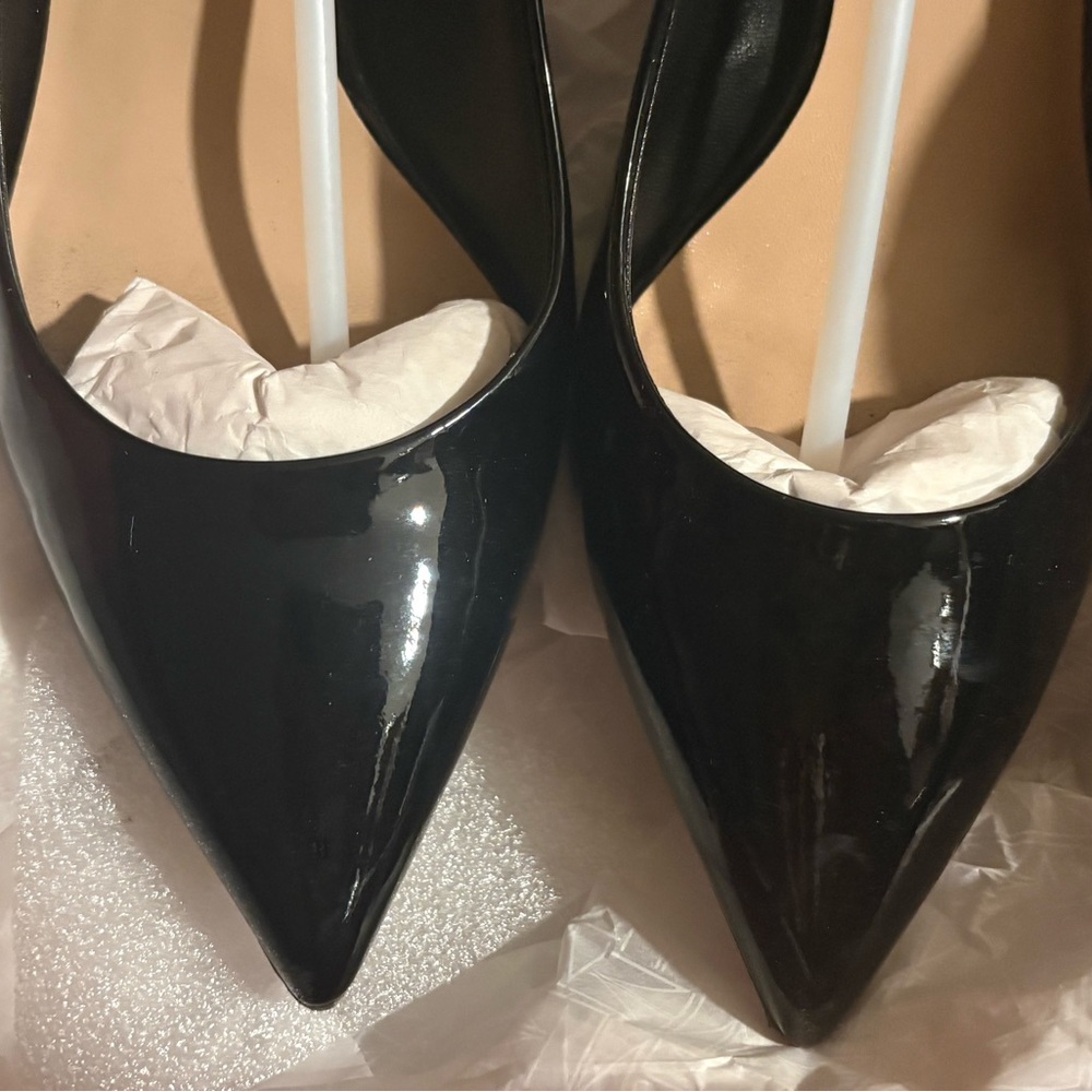 Tamara Mellon Black Patent Heels size 7 w/original box